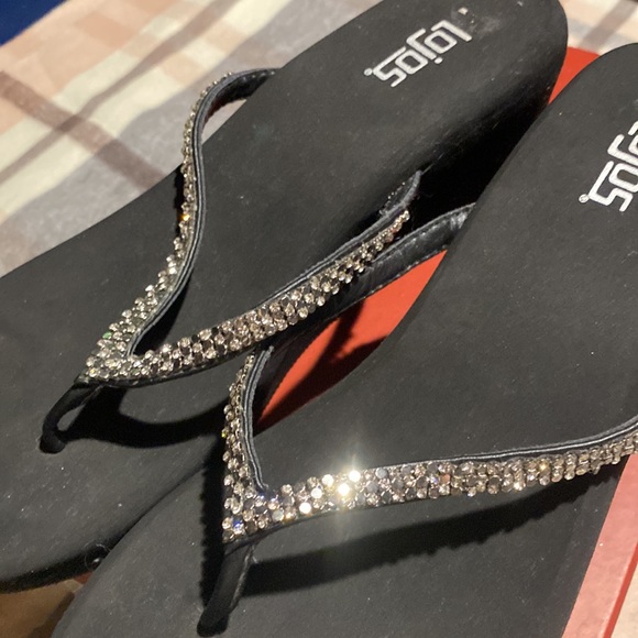 Black Crystal and Metal Studs Sparkling Platform Sandals - Picture 14 of 14